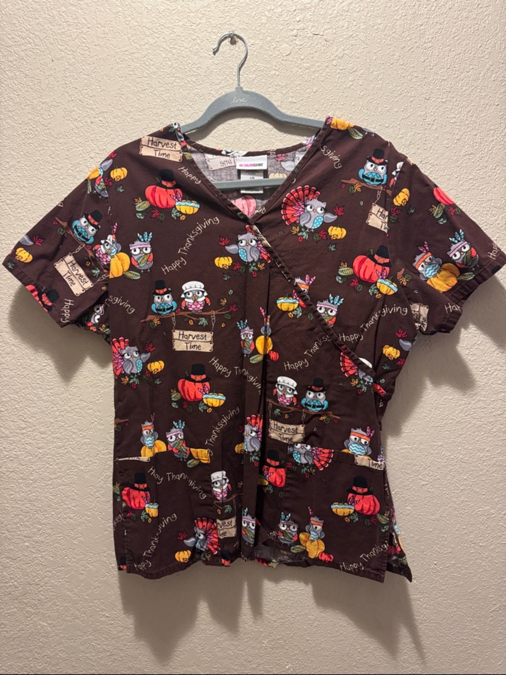 Scrubstar Brown Thanksgiving Print Short Sleeve Scrub Top